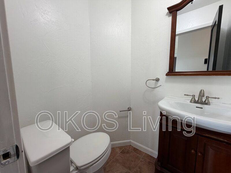 House for rent at 320 Thomoas Circle, Anchorage, AK 99508