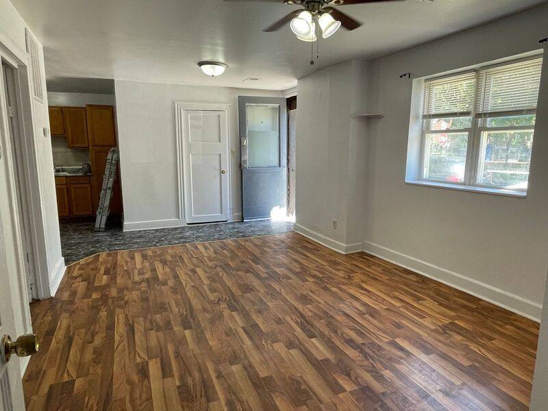 Apartment for rent at 2500 N Sawyer #1R, Chicago, IL 60647