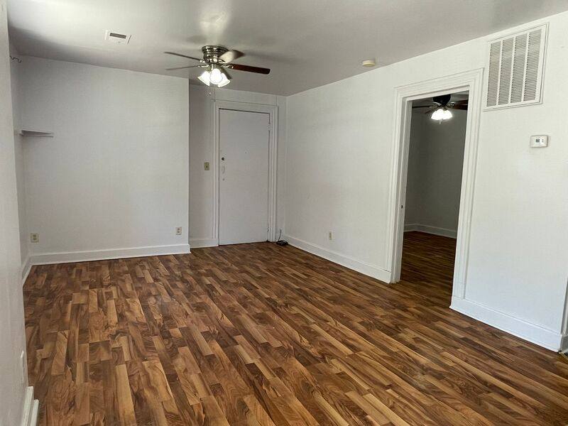 Apartment for rent at 2500 N Sawyer #1R, Chicago, IL 60647