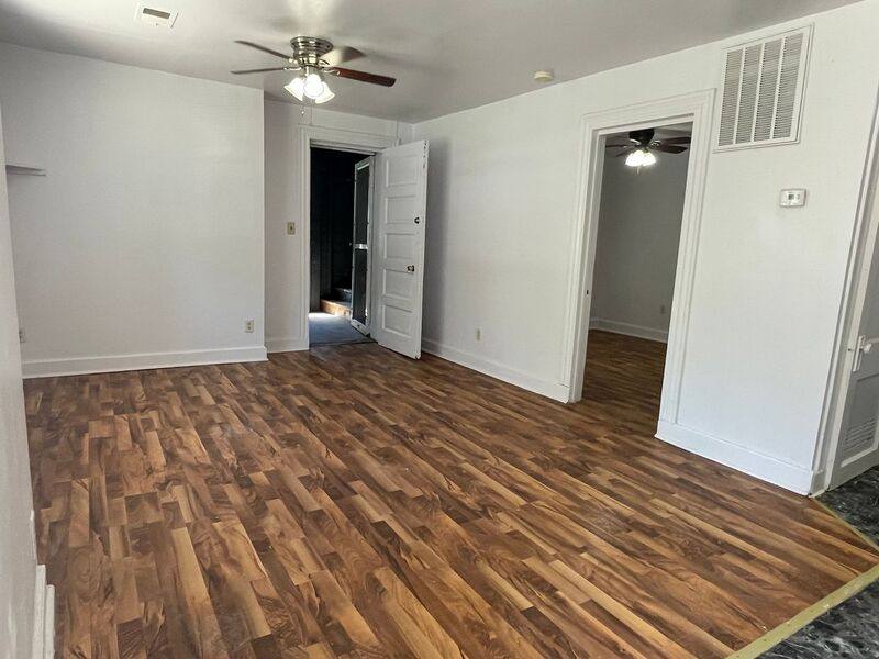Apartment for rent at 2500 N Sawyer #1R, Chicago, IL 60647