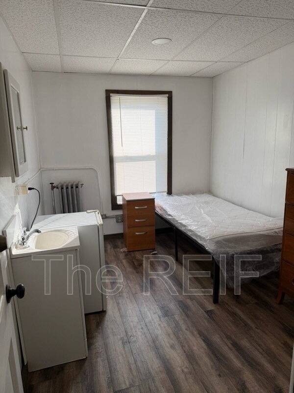 Apartment for rent at 4010 Milton Dr, Flint, MI 48507