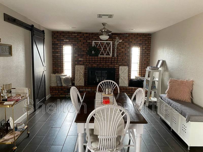 House for rent at 1421 S Roberts Rd, Tempe, AZ 85281