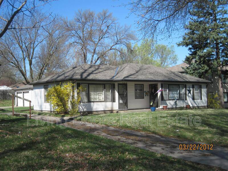 Apartment for rent at 323 S 47th St, Lincoln, NE 68510