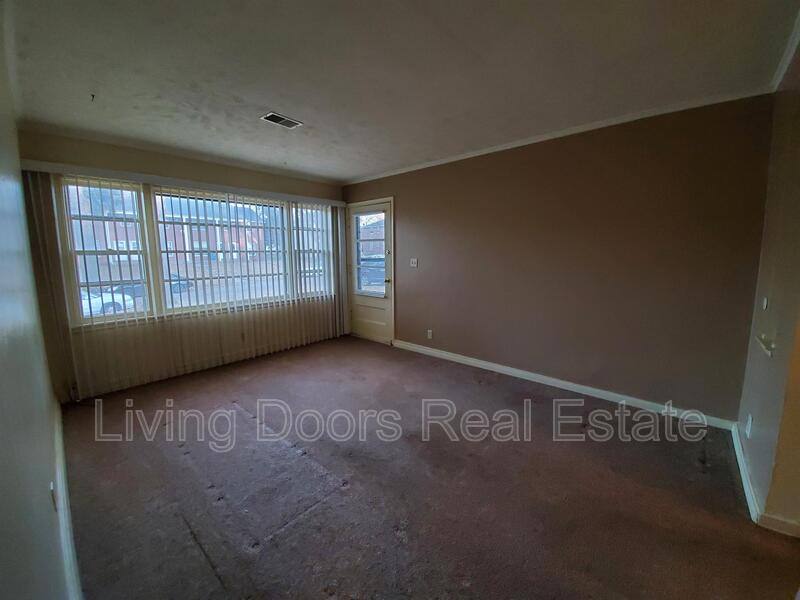 Apartment for rent at 323 S 47th St, Lincoln, NE 68510