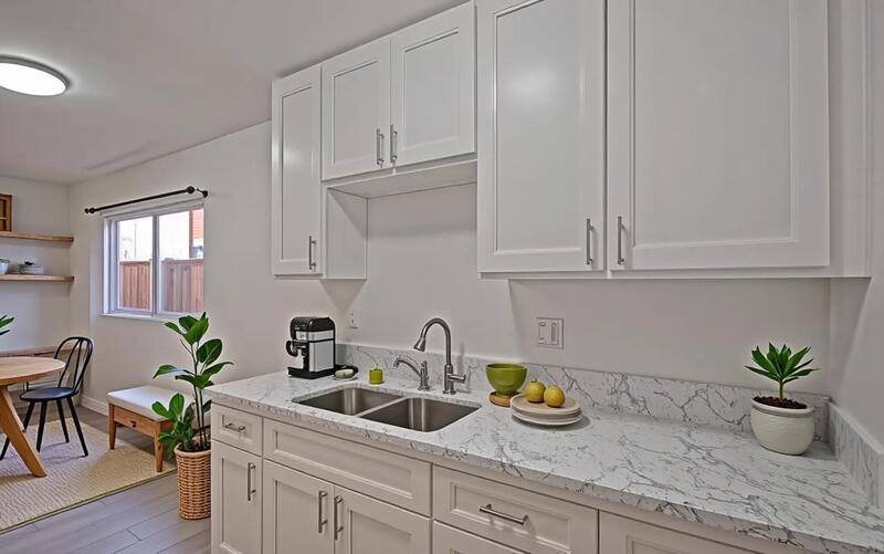 Apartment for rent at 2717 Vanderbilt Lane - B, Redondo Beach, CA 90278