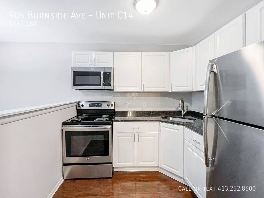 Apartment for rent at 905 Burnside Ave, East Hartford, CT 06108