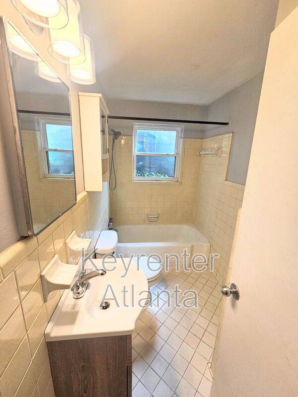 Apartment for rent at 1155 United Ave SE - 1155-C #C, Atlanta, GA 30316