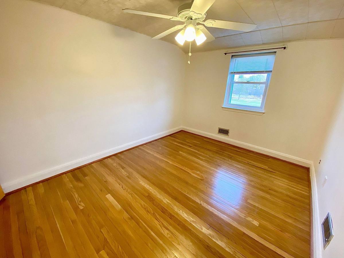 Townhouse for rent at 5781 Edgepark Rd, Baltimore, MD 21239