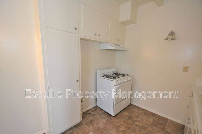 Apartment for rent at 2050 N Ventura Rd #4, Oxnard, CA 93036
