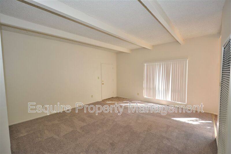 Apartment for rent at 2050 N Ventura Rd #4, Oxnard, CA 93036