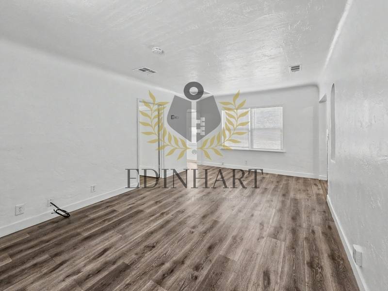 House for rent at 3049 E McKinley Ave, Fresno, CA 93703