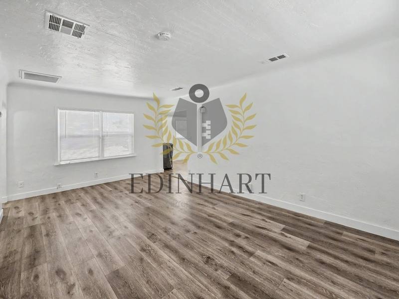 House for rent at 3049 E McKinley Ave, Fresno, CA 93703