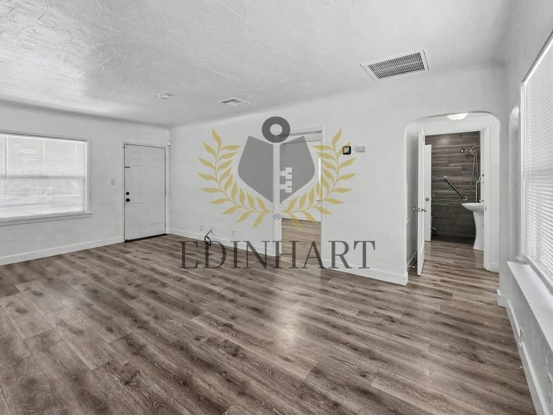 House for rent at 3049 E McKinley Ave, Fresno, CA 93703