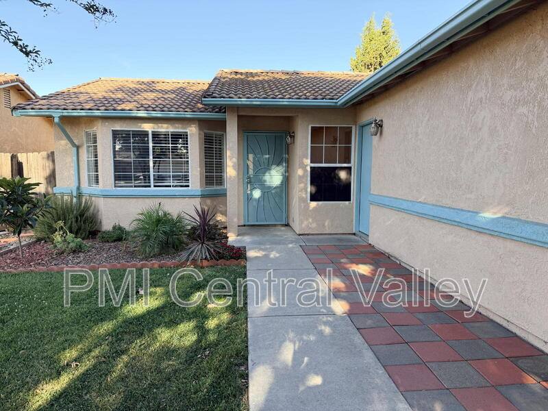 House for rent at 464 Lucas Court, Merced, CA 95341