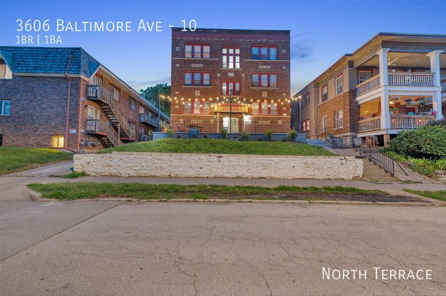 Apartment for rent at 3606 Baltimore Ave, Kansas City, MO 64111