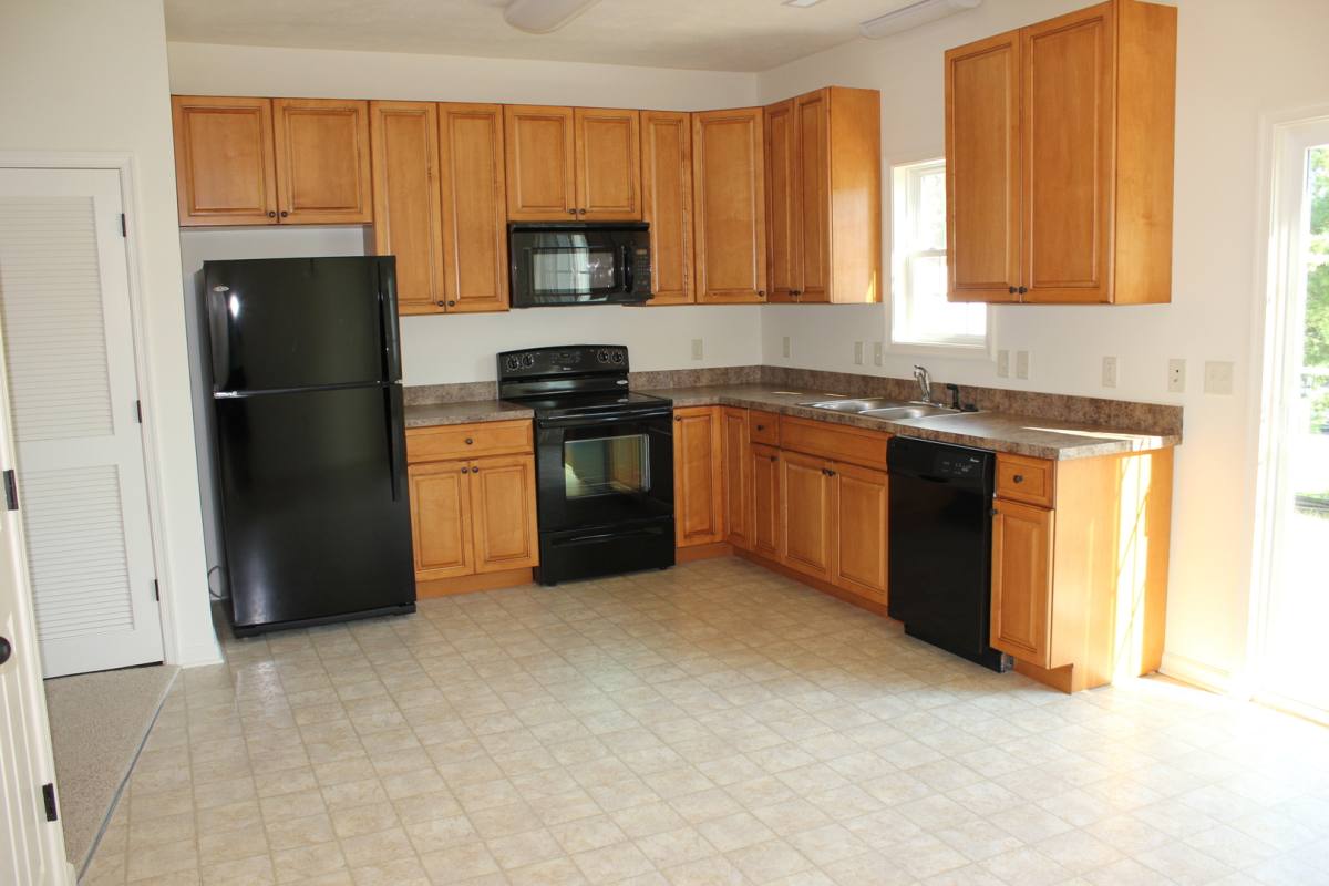 Townhouse for rent at 1033 Wellington Dr, Harrisonburg, VA 22802