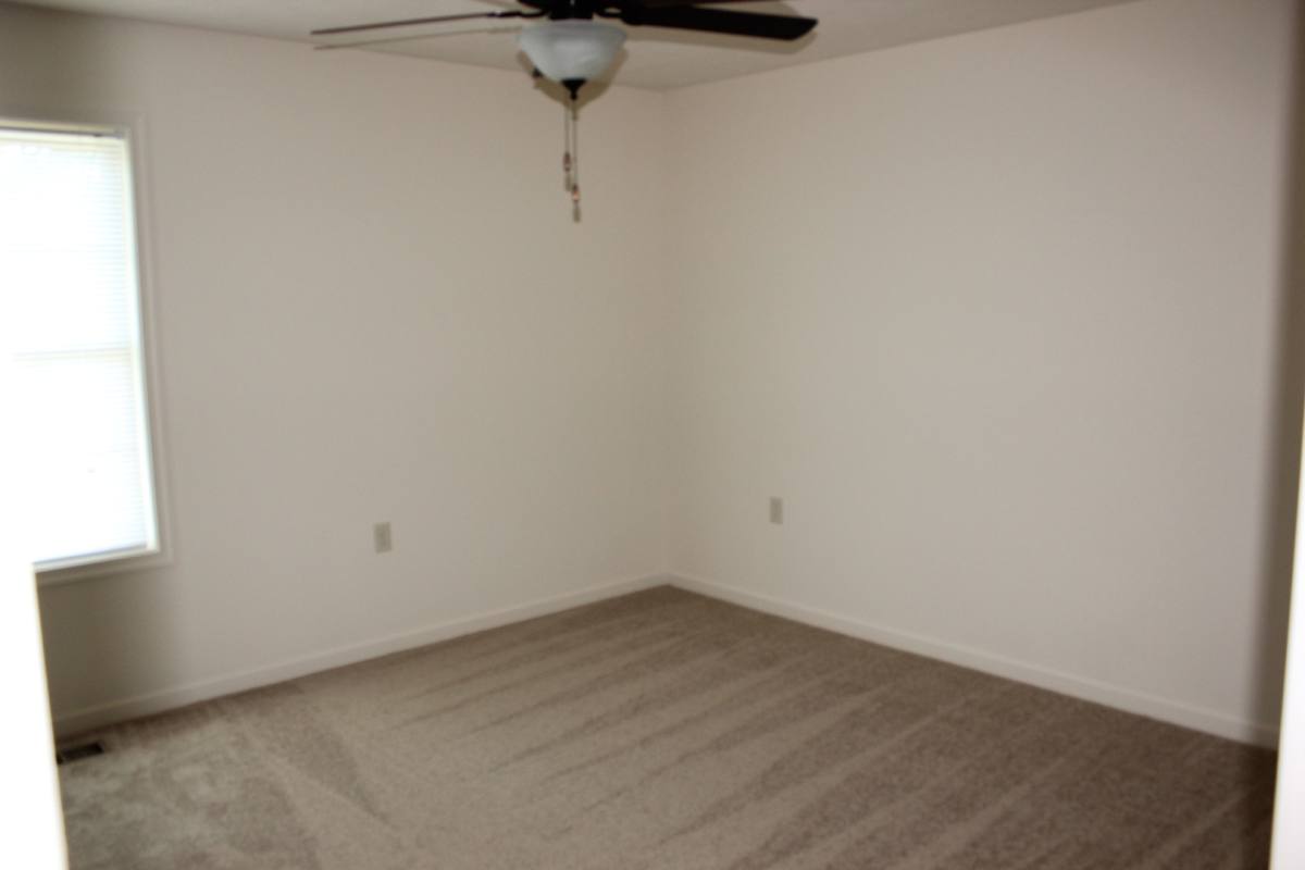 Townhouse for rent at 1033 Wellington Dr, Harrisonburg, VA 22802