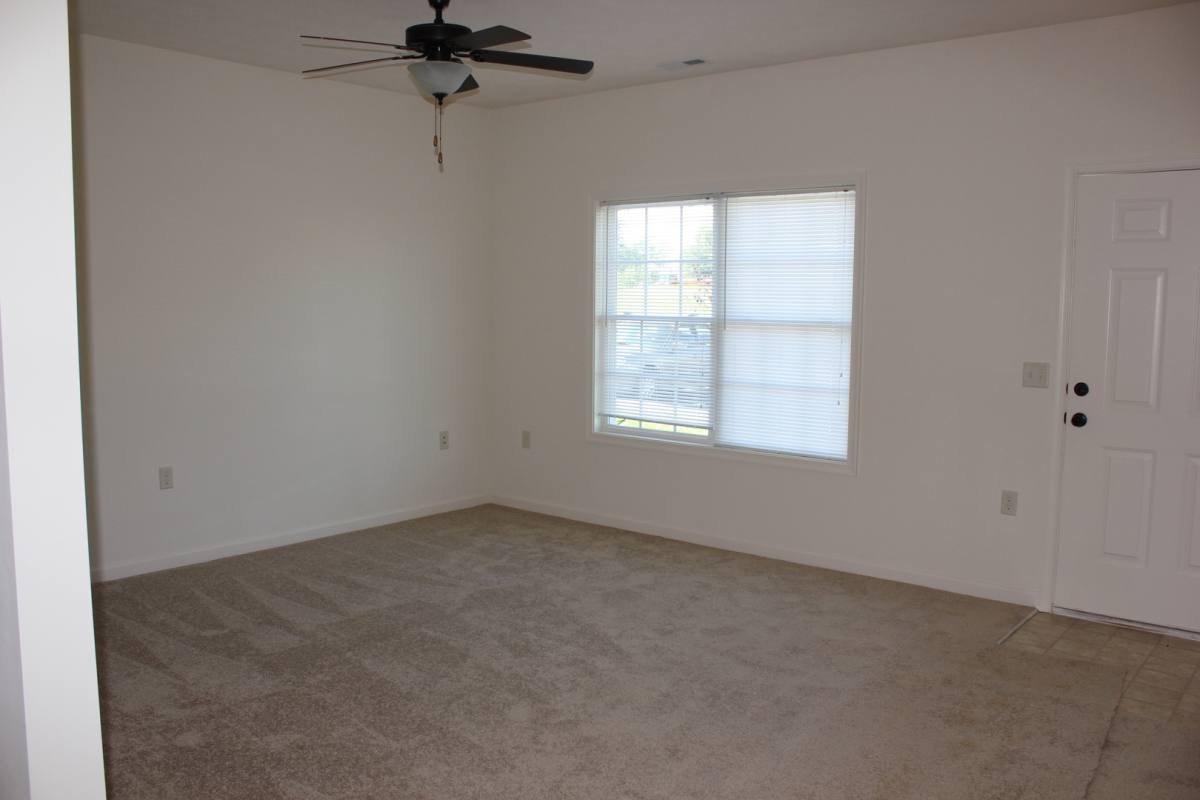 Townhouse for rent at 1033 Wellington Dr, Harrisonburg, VA 22802