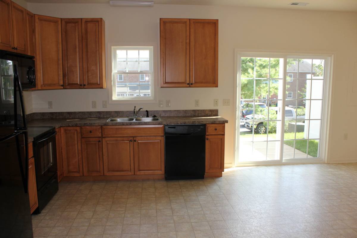 Townhouse for rent at 1033 Wellington Dr, Harrisonburg, VA 22802