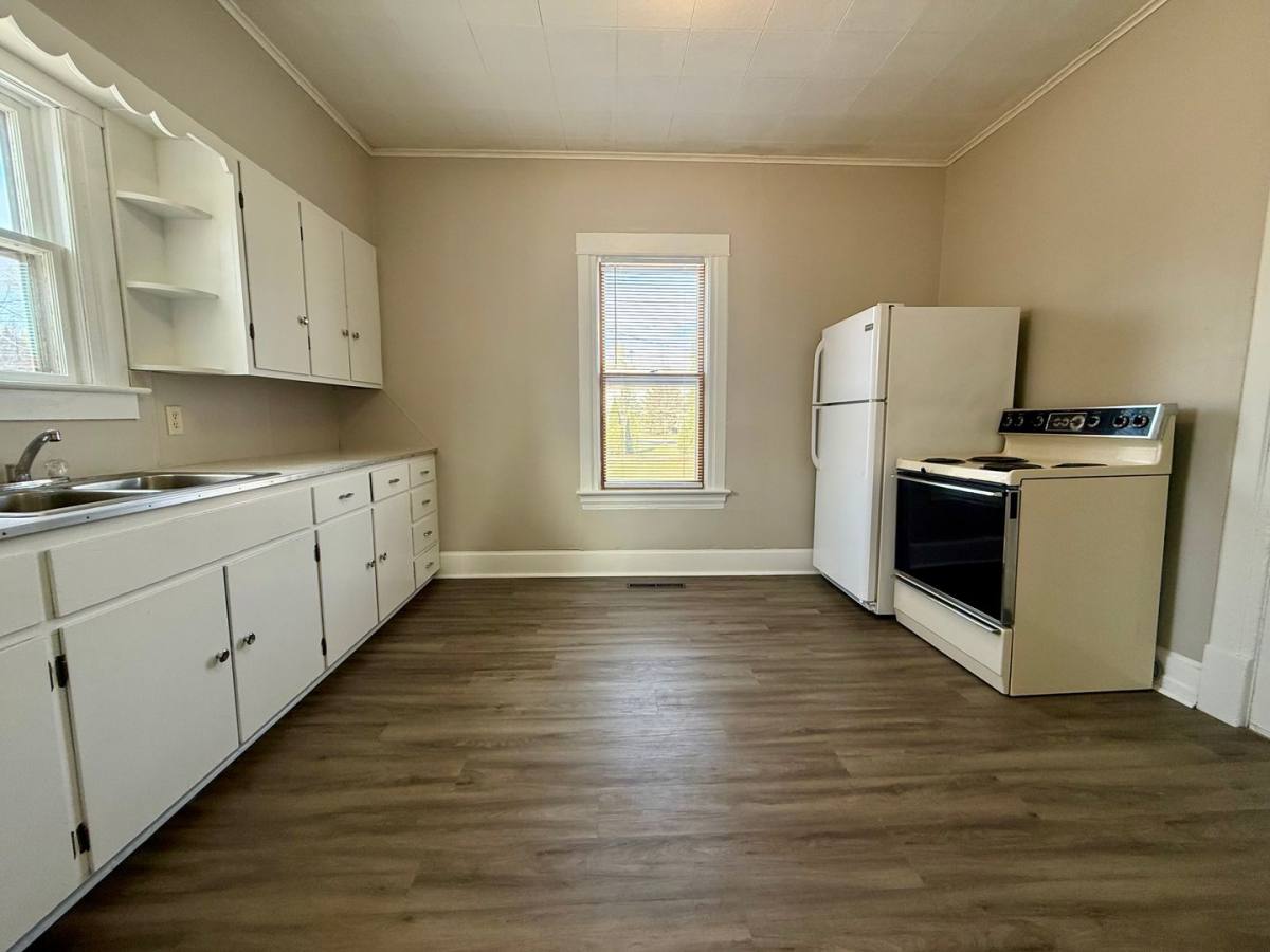 House for rent at 107 Clark St, Reinbeck, IA 50669