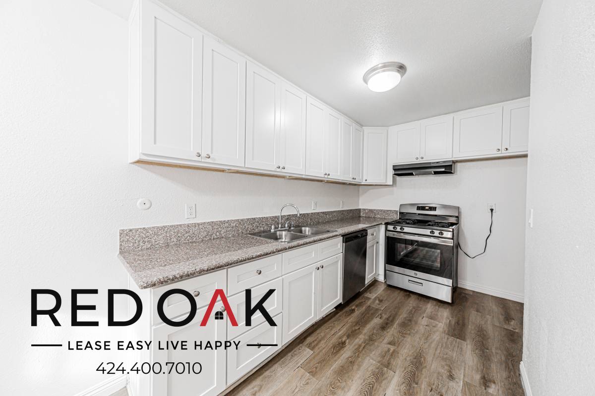 Condo for rent at 17830 Sherman Way, Reseda, CA 91335