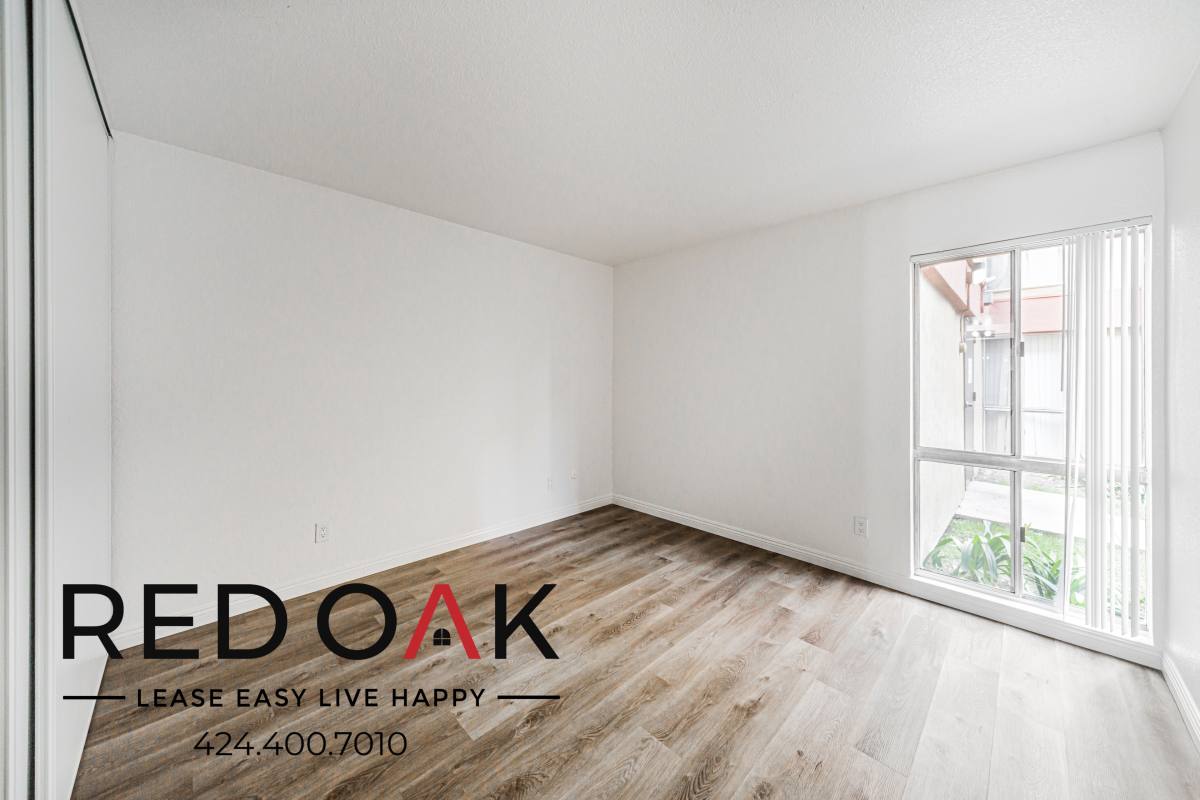 Condo for rent at 17830 Sherman Way, Reseda, CA 91335