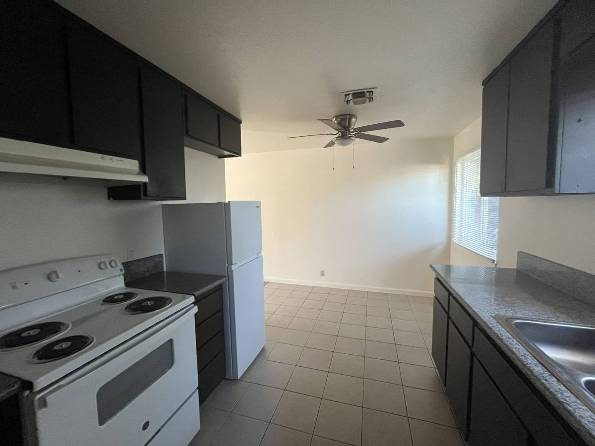 Apartment for rent at 2856 Del Paso Blvd, Sacramento, CA 95815