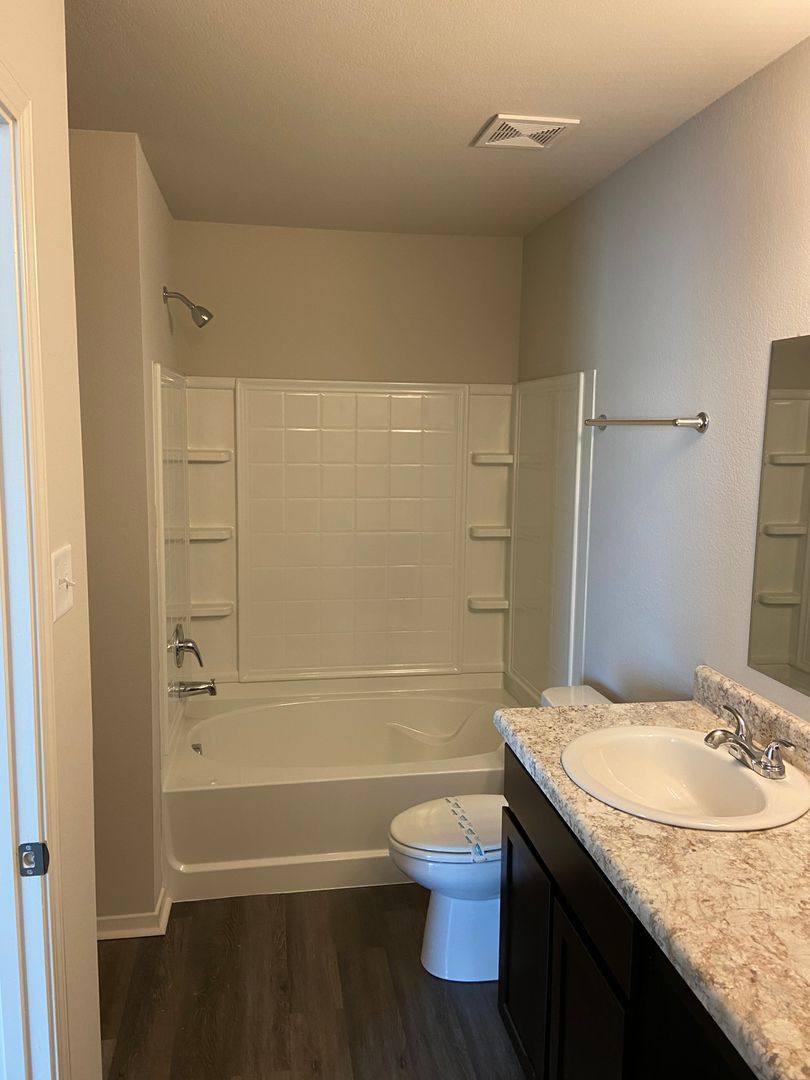 House for rent at 108 Ellis Dr, Brookland, AR 72417