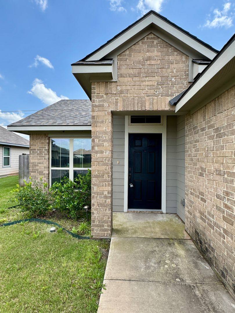 House for rent at 3925 S Fork Ranch Rd, Waco, TX 76705