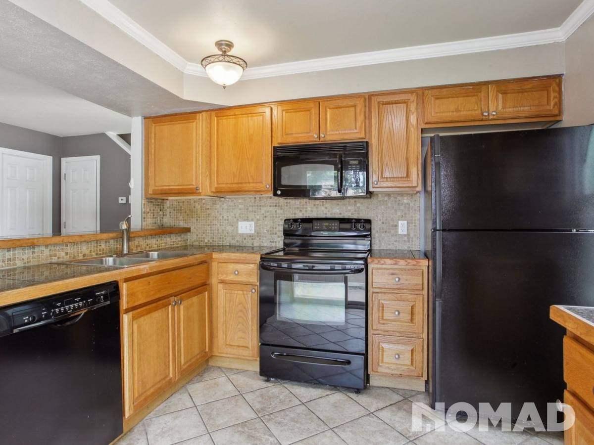 Townhouse for rent at 2629 S Xanadu Way, Aurora, CO 80014