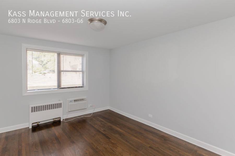 Apartment for rent at 6803 N Ridge Blvd, Chicago, IL 60645