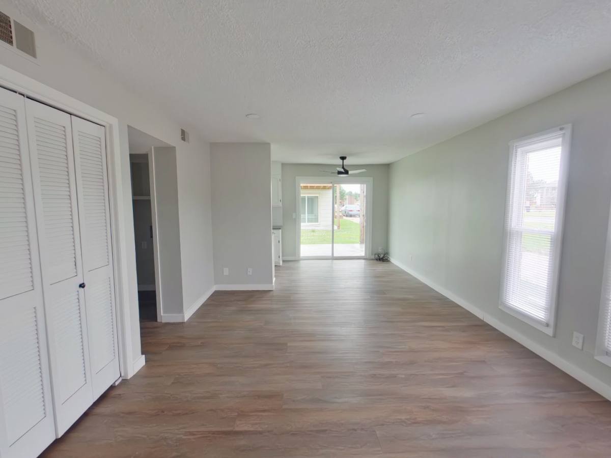 Apartment for rent at 254 N Acadia St, Wichita, KS 67212