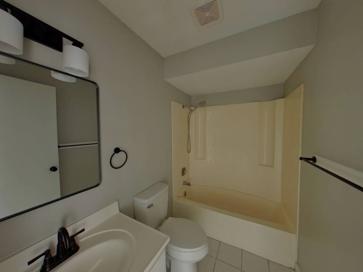 Apartment for rent at 254 N Acadia St, Wichita, KS 67212