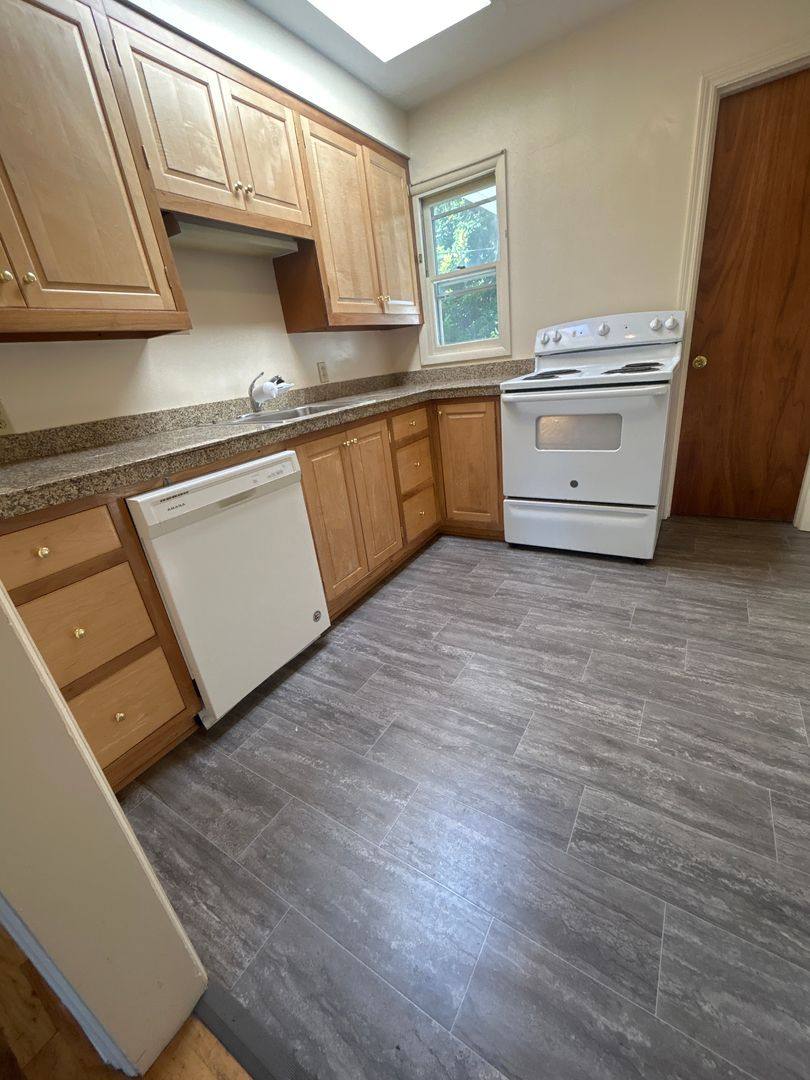 Townhouse for rent at 3445 SE 3rd St, Corvallis, OR 97333