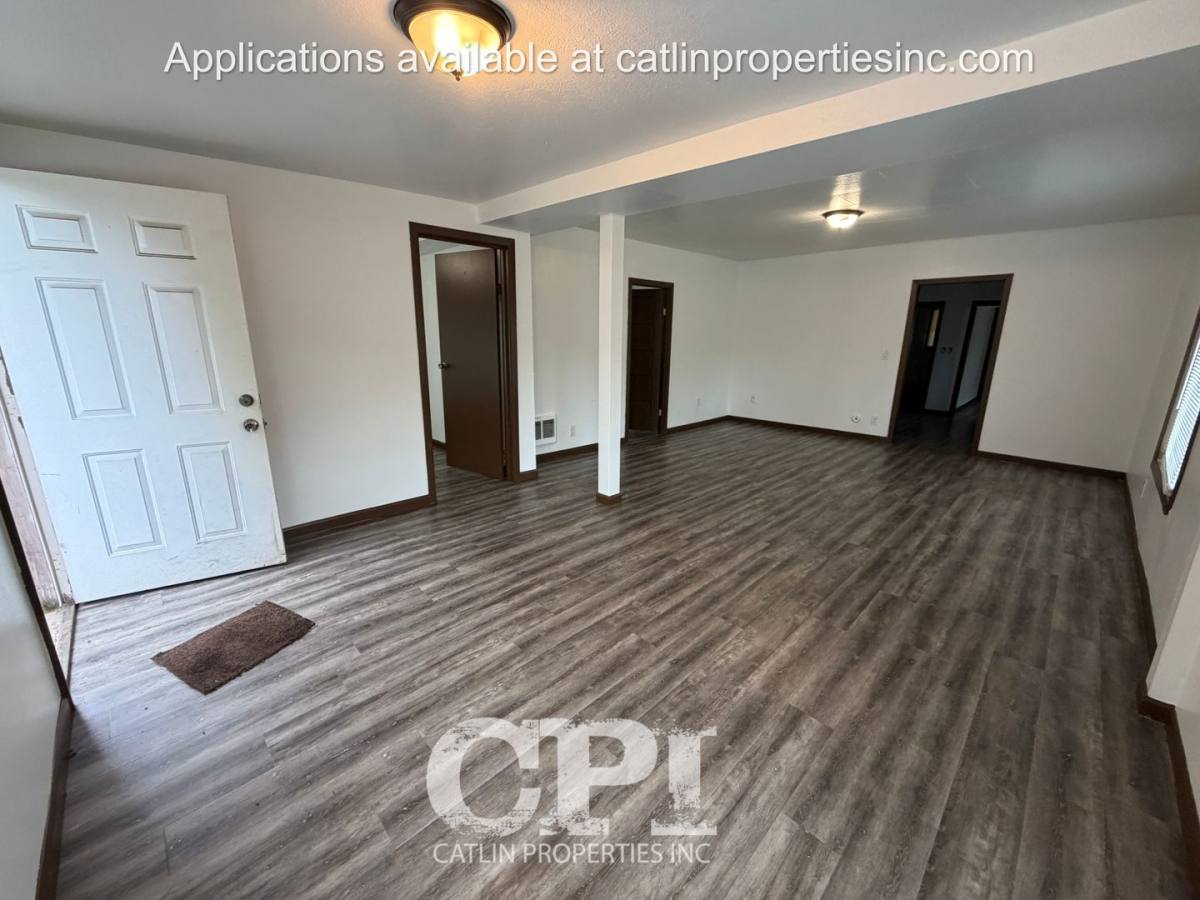 House for rent at 305 Rosewood Ave -Single - Family, Kelso, WA 98626