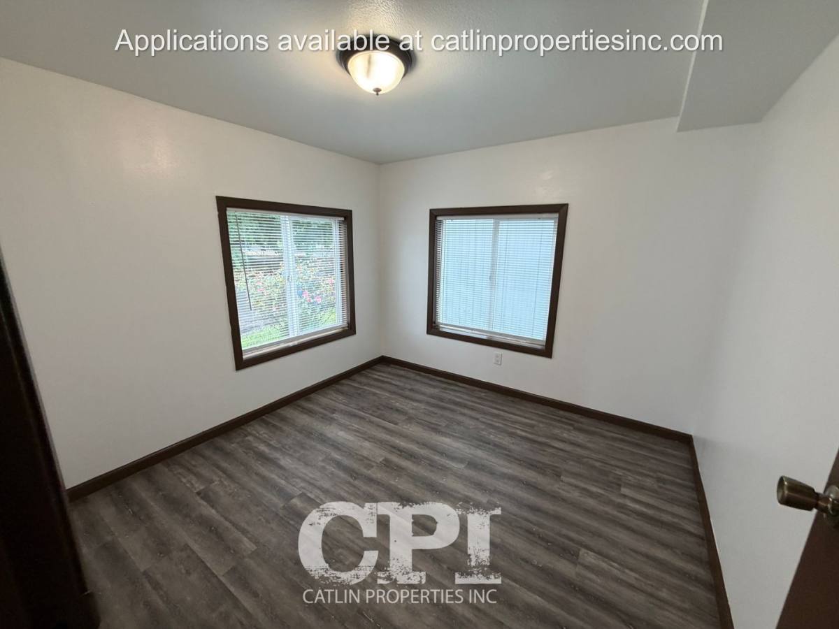 House for rent at 305 Rosewood Ave -Single - Family, Kelso, WA 98626