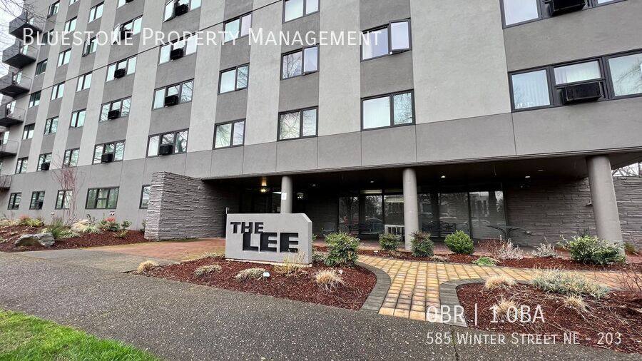 Apartment for rent at 585 Winter St NE, Salem, OR 97301