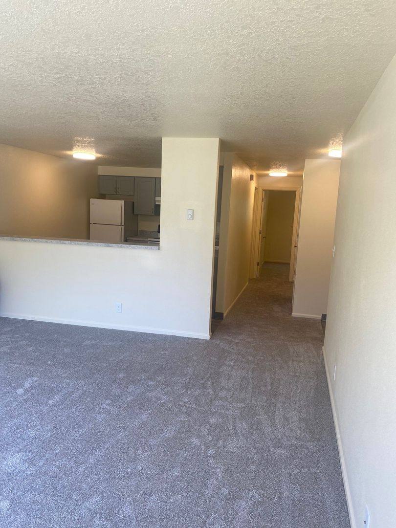 Apartment for rent at 1555 W 18th, Eugene, OR 97402