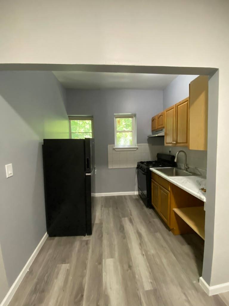 Apartment for rent at 53 Glenwood Ave, Yonkers, NY 10701