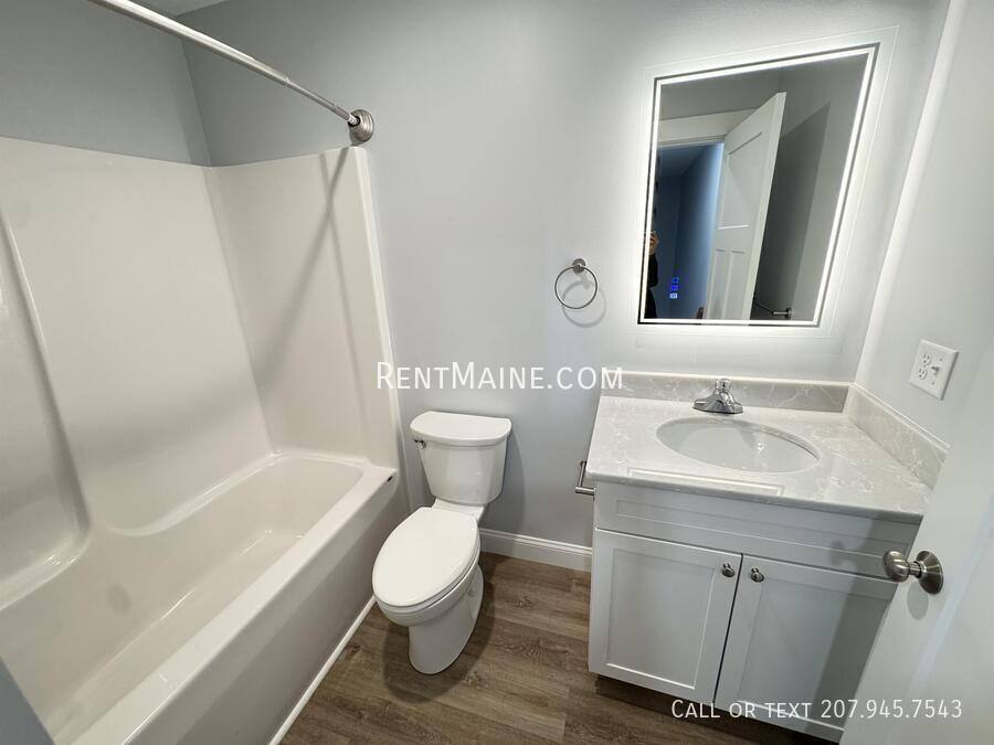 Apartment for rent at 208 Rocky Ridge Dr, Bangor, ME 04401