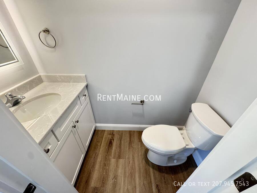 Apartment for rent at 208 Rocky Ridge Dr, Bangor, ME 04401