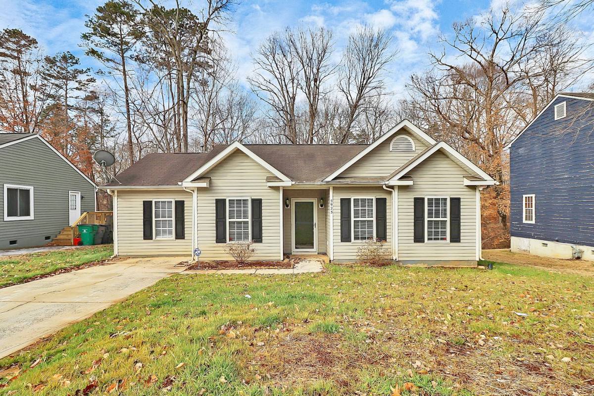 House for rent at 5923 Running Deer Rd, Charlotte, NC 28214