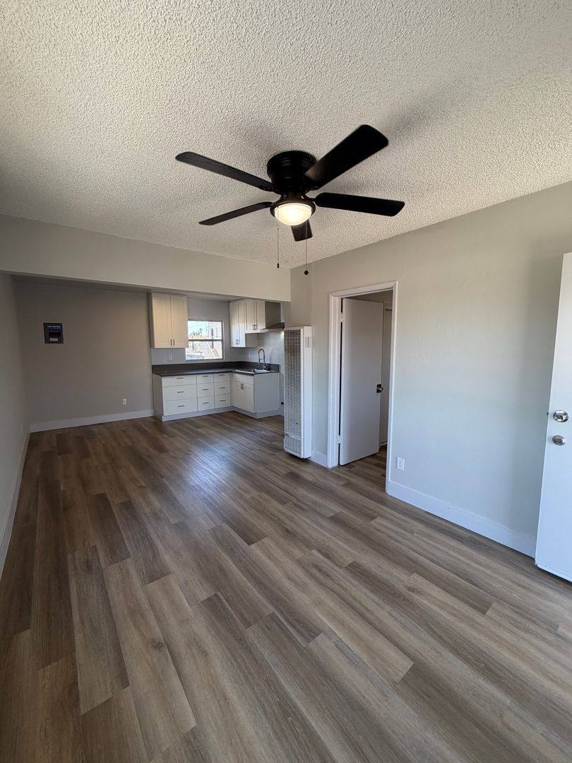 Apartment for rent at 7830 S Western Ave, Los Angeles, CA 90047