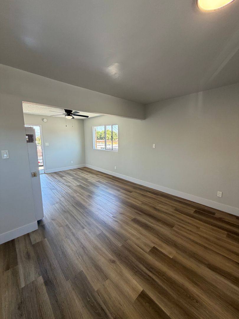 Apartment for rent at 7830 S Western Ave, Los Angeles, CA 90047