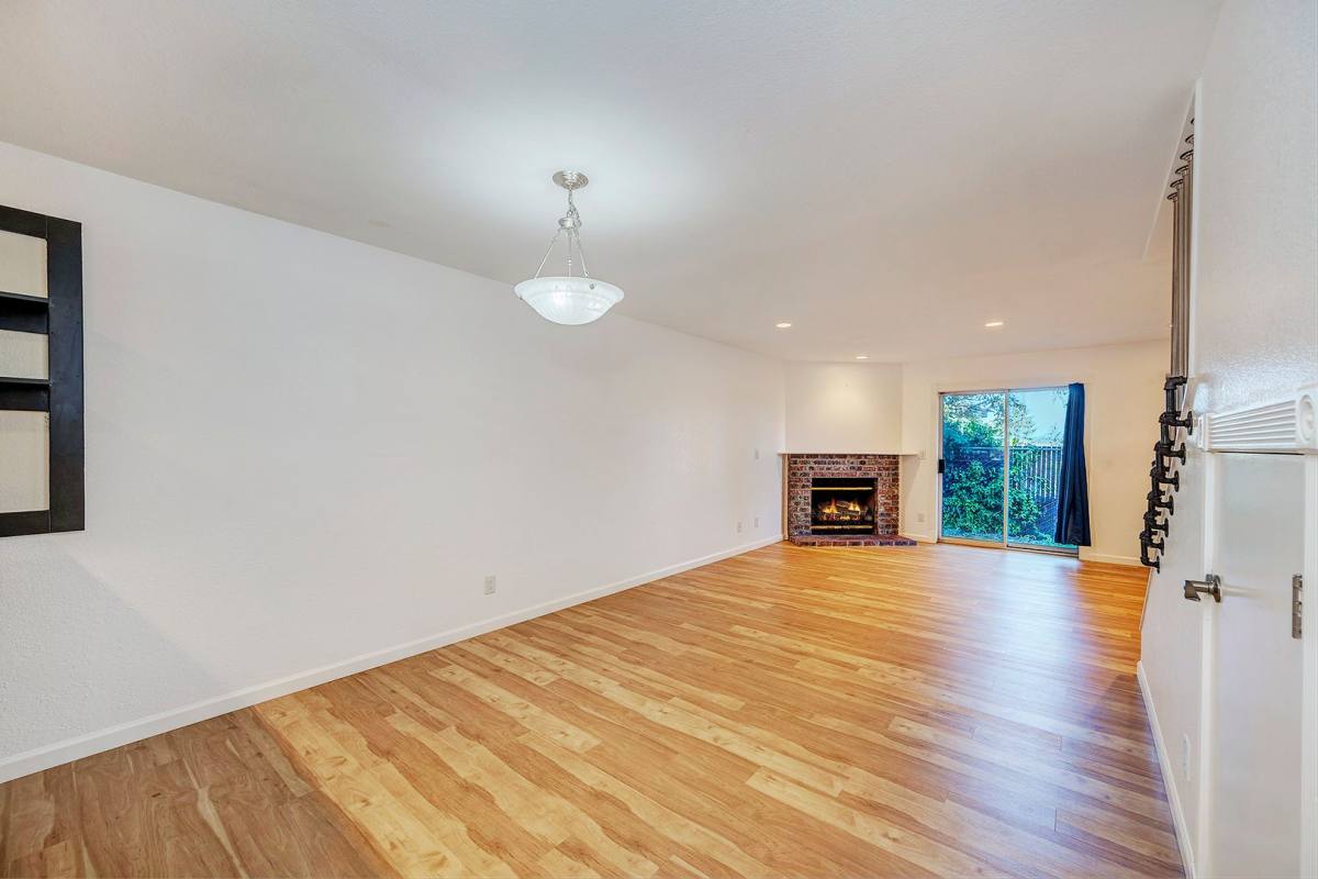 Townhouse for rent at 8104 238th St SW, Edmonds, WA 98026