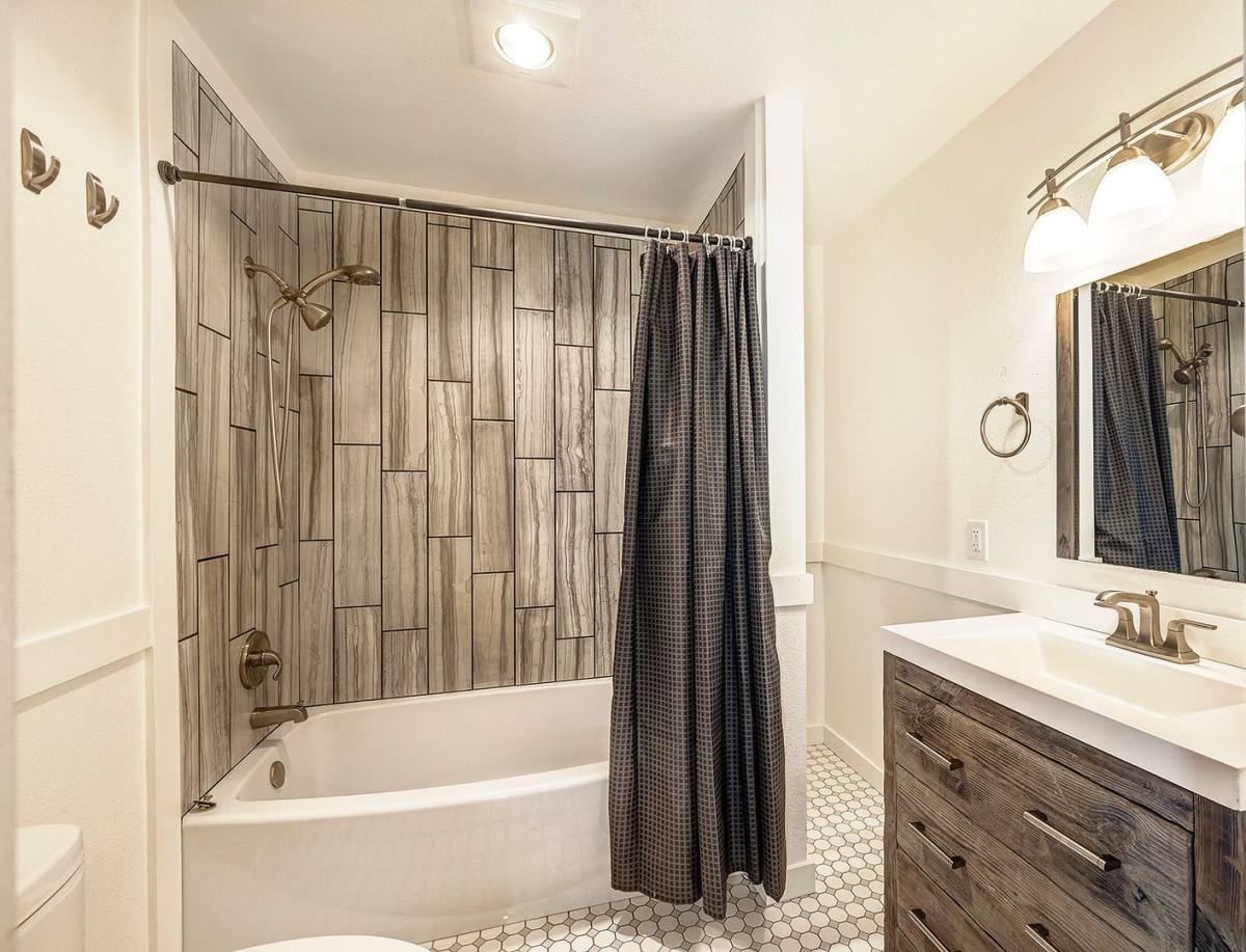 Townhouse for rent at 8104 238th St SW, Edmonds, WA 98026