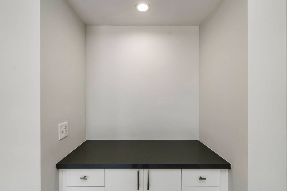 Apartment for rent at 121 N Hamilton Dr, Beverly Hills, CA 90211