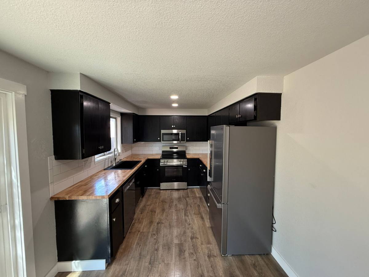 Apartment for rent at 3608 La Jolla Court, Klamath Falls, OR 97603