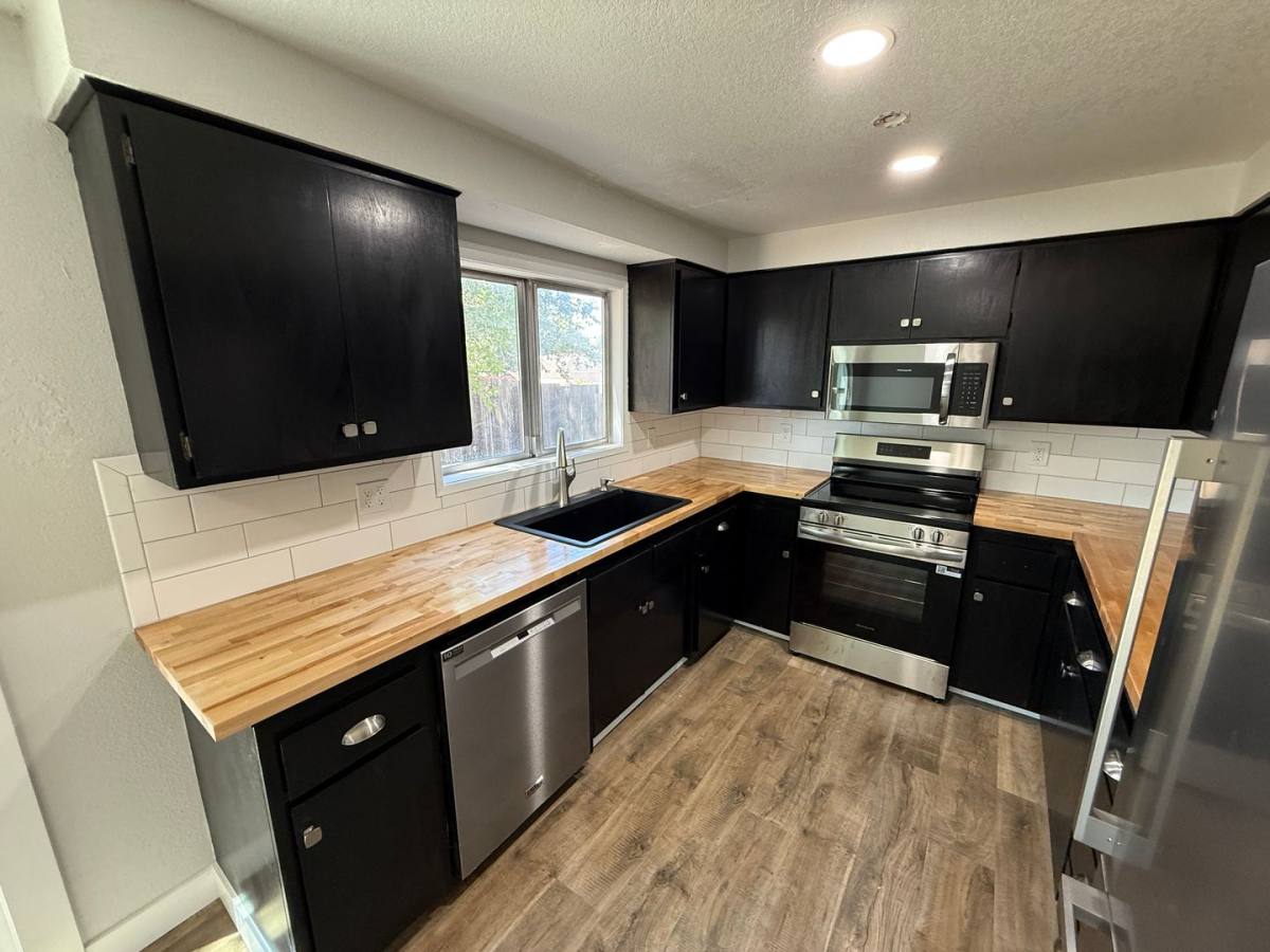 Apartment for rent at 3608 La Jolla Court, Klamath Falls, OR 97603