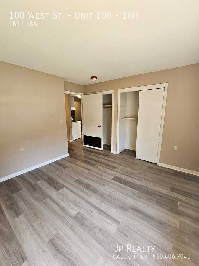 Apartment for rent at 100 W St, Vernon Rockville, CT 06066